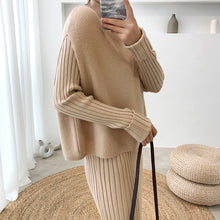 Load image into Gallery viewer, Knitting Female Sweater Suit For Women Two Piece Set Knitted Pullover  Elegant Knitting Clothing Suit